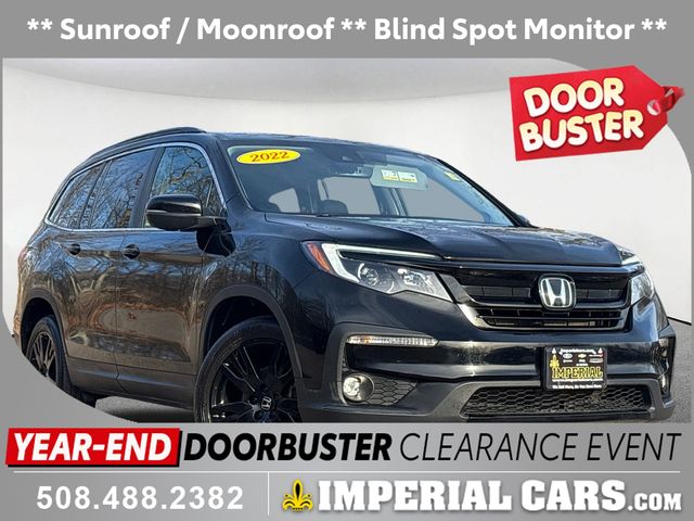 2022 Honda Pilot SE's photo