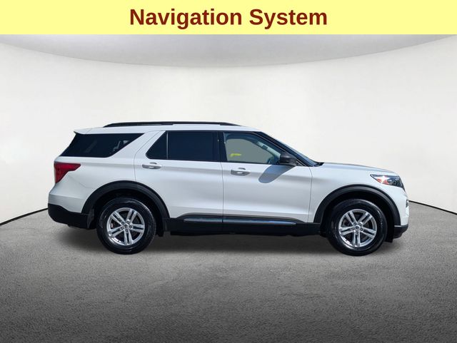 2021 Ford Explorer XLT photo 3