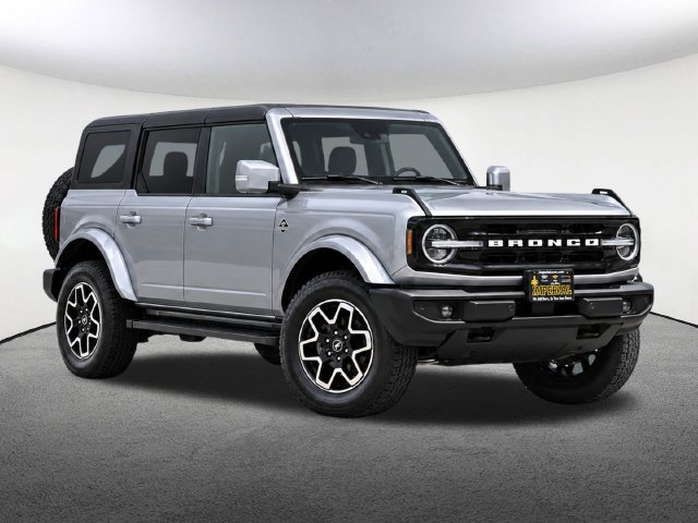 Used 2024 Ford Bronco Outer Banks SUV
