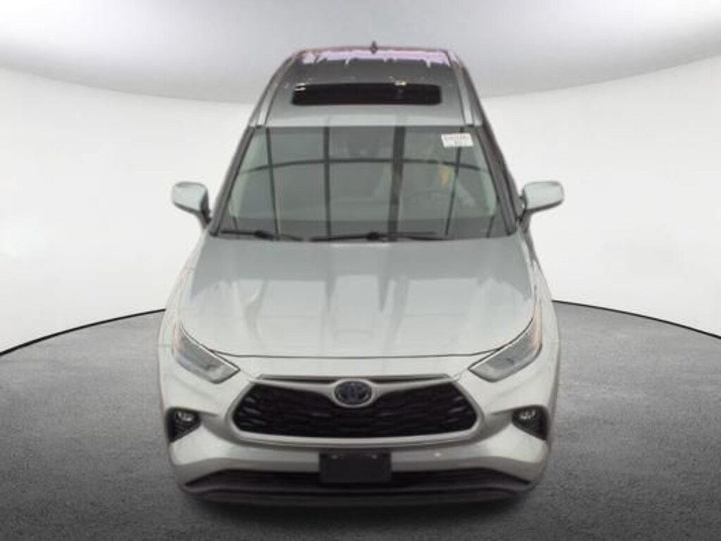 Used 2024 Toyota Highlander Hybrid XLE SUV