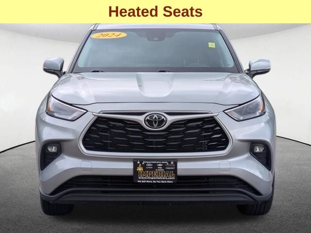 2024 Toyota Highlander LE - Photo 12