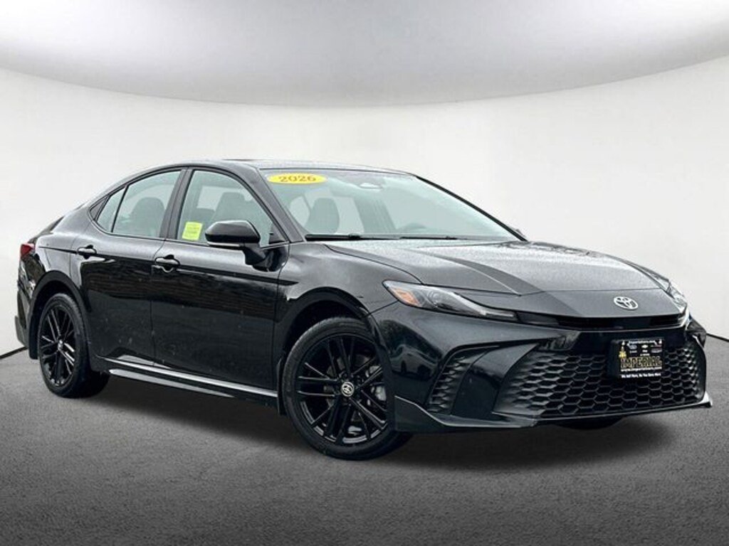Used 2026 Toyota Camry SE Sedan