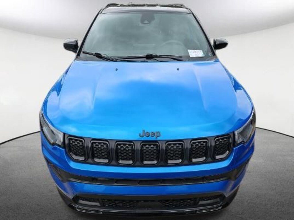 Used 2023 Jeep Compass Altitude SUV