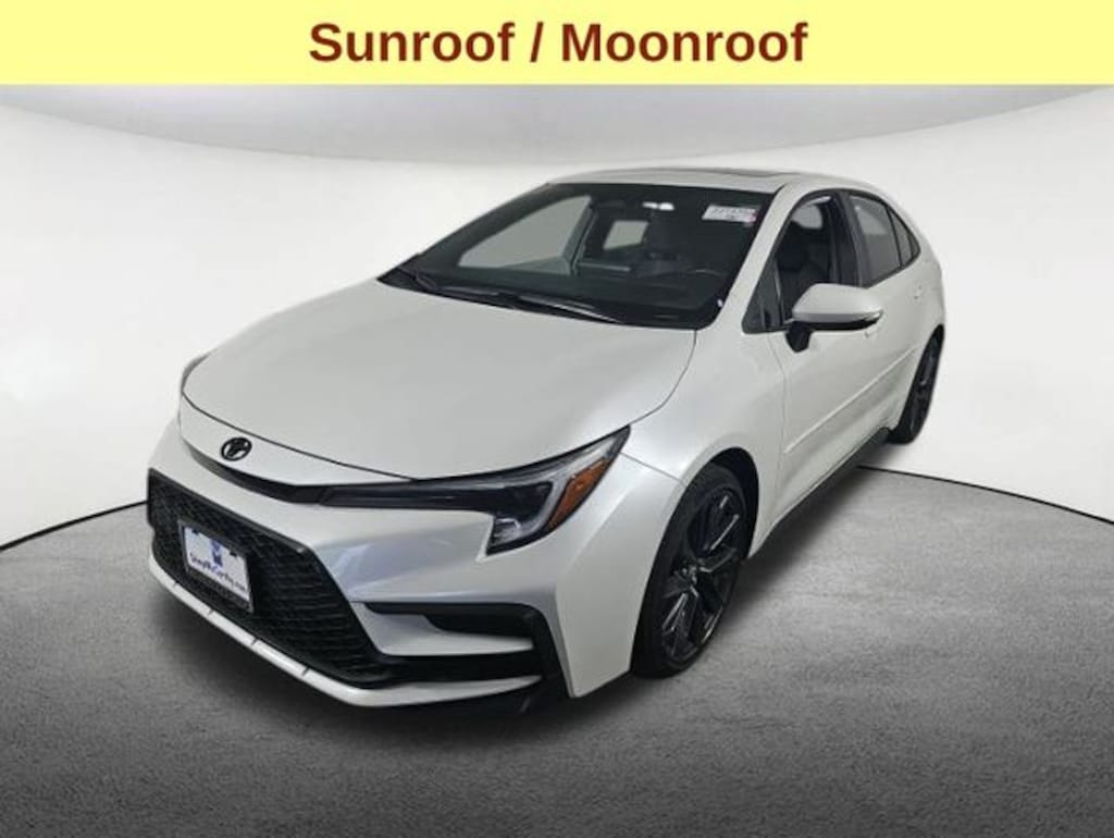 Used 2024 Toyota Corolla SE Sedan