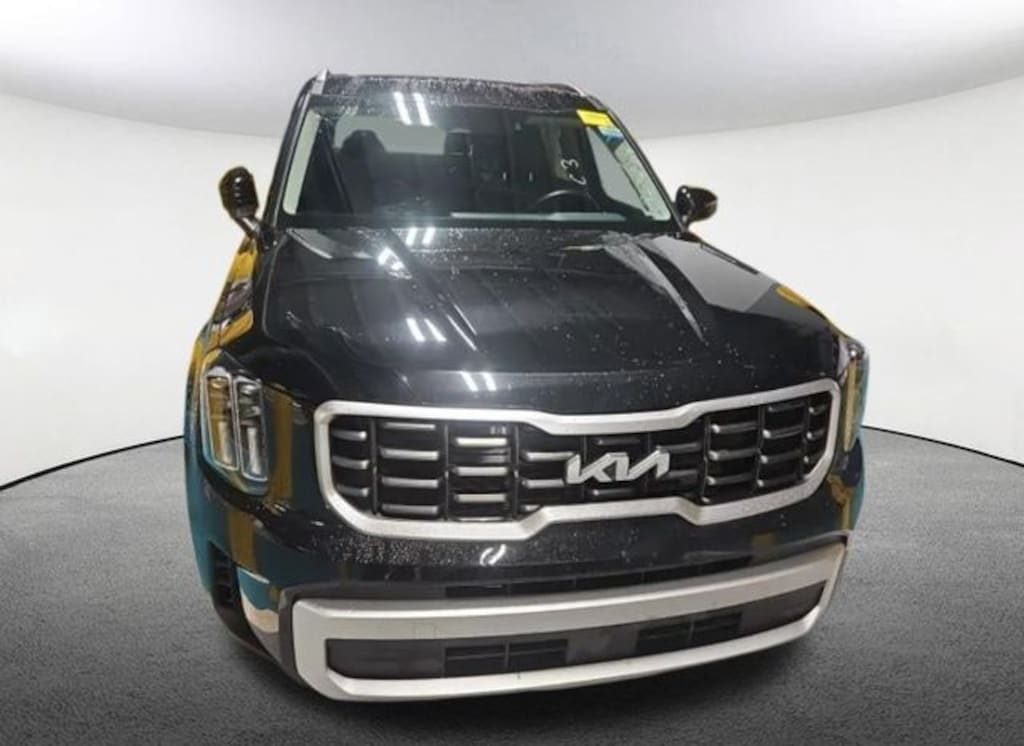 Used 2025 Kia Telluride S SUV