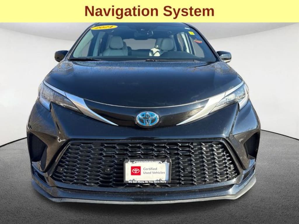 Used 2024 Toyota Sienna XSE Minivan/Van