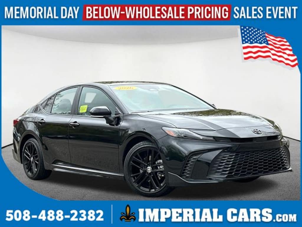 Used 2026 Toyota Camry SE Sedan