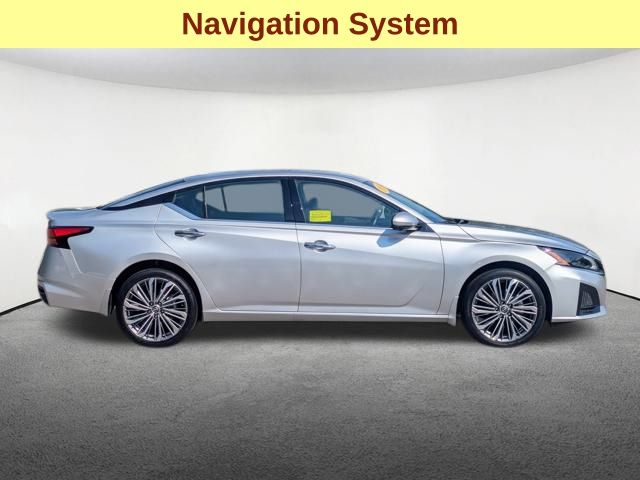 2024 Nissan Altima 2.5 SL photo 3
