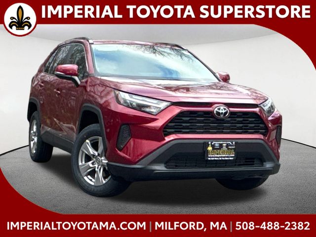 2025 Toyota RAV4 XLE's photo