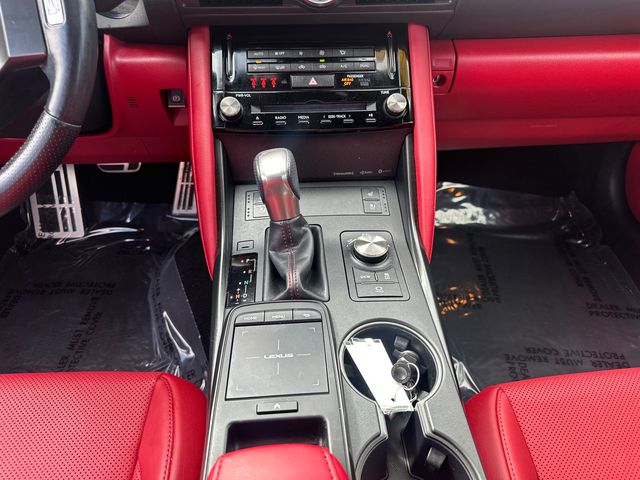 2023 Lexus IS 350 F SPORT - Photo 21