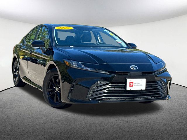 2025 Toyota Camry LE photo 2