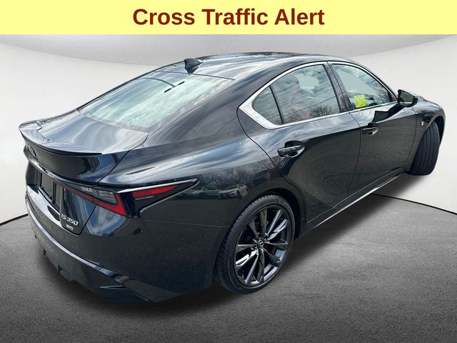 2023 Lexus IS 350 F SPORT - Photo 10