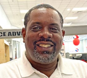 Staff member Curtis Jones from ID_6d19e120f3e8
