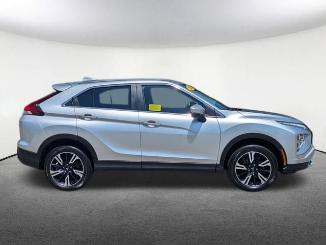 2023 Mitsubishi Eclipse Cross SE photo 2