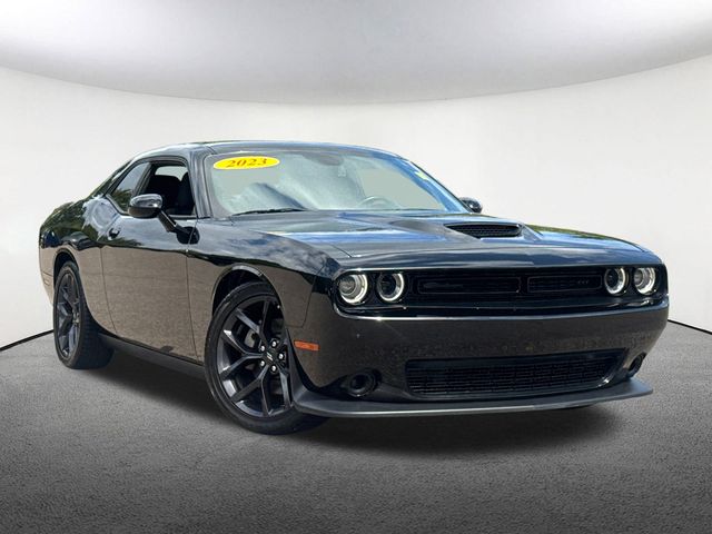 2023 Dodge Challenger GT photo 2