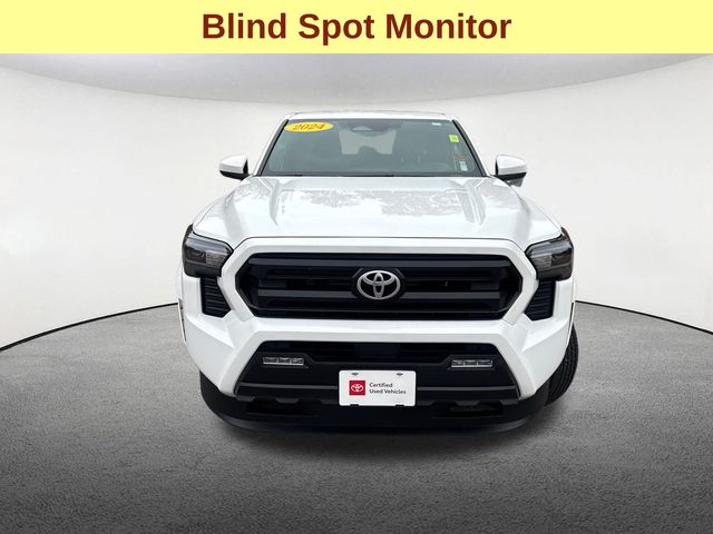 2024 Toyota Tacoma SR5 photo 3