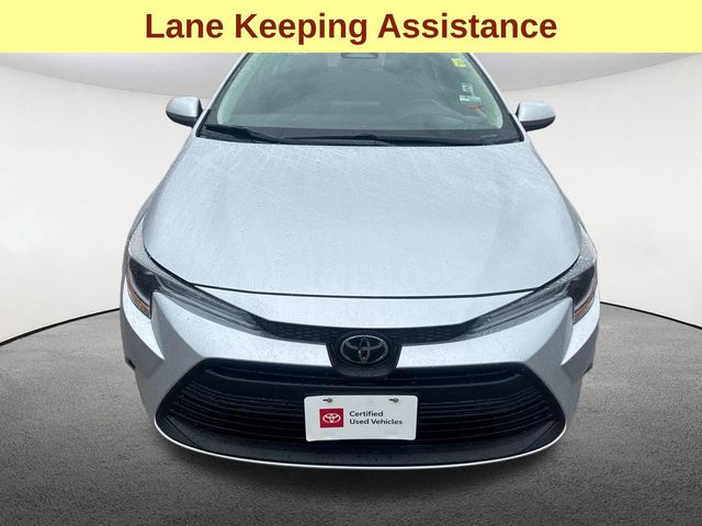 2024 Toyota Corolla LE photo 3