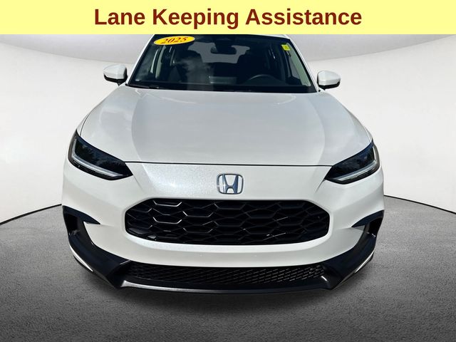 2025 Honda HR-V LX photo 2