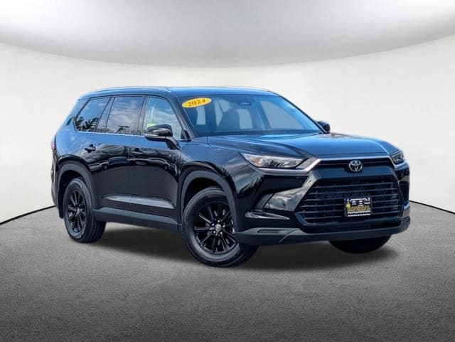 Certified 2024 Toyota Grand Highlander XLE with VIN 5TDAAAB55RS046966 for sale in Milford, MA