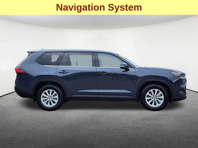 2024 Toyota Grand Highlander XLE photo 3