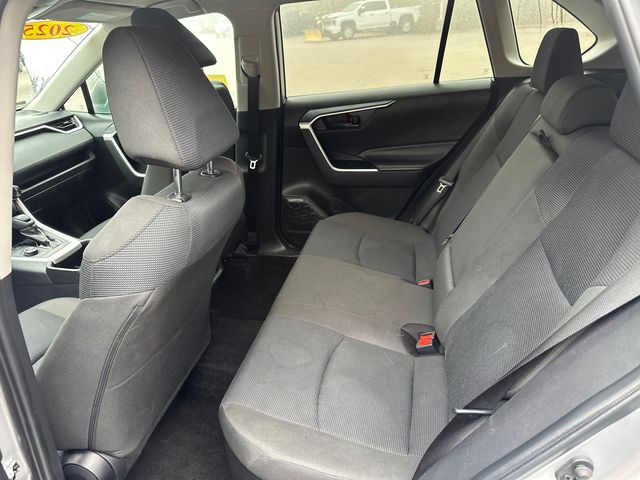 2025 Toyota RAV4 LE - Photo 21