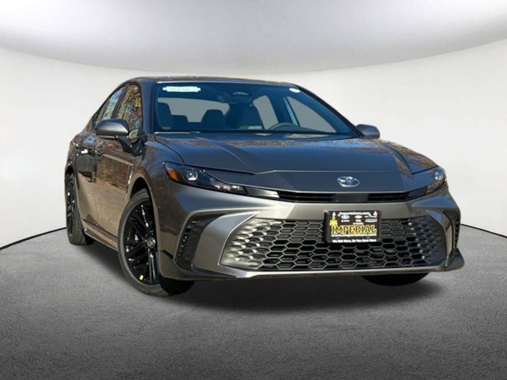 New 2026 Toyota Camry SE Sedan