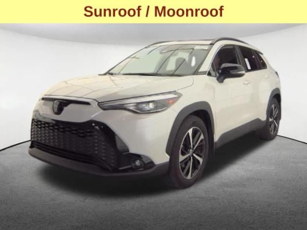 Used 2025 Toyota Corolla Cross Hybrid XSE SUV