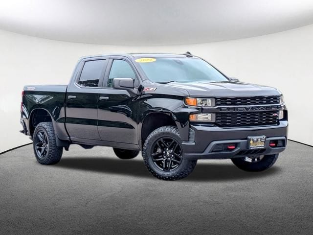Used 2022 Chevrolet Silverado 1500 Limited Custom with VIN 3GCPYCEK8NG122983 for sale in Milford, MA