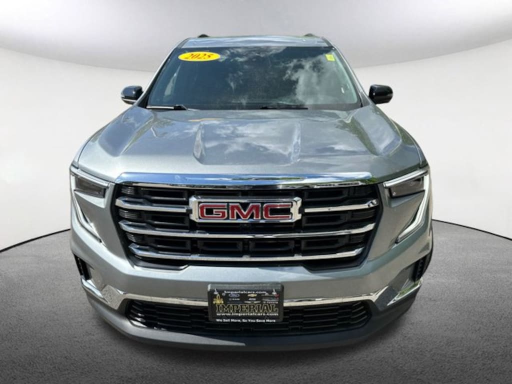Used 2025 GMC Acadia Elevation SUV