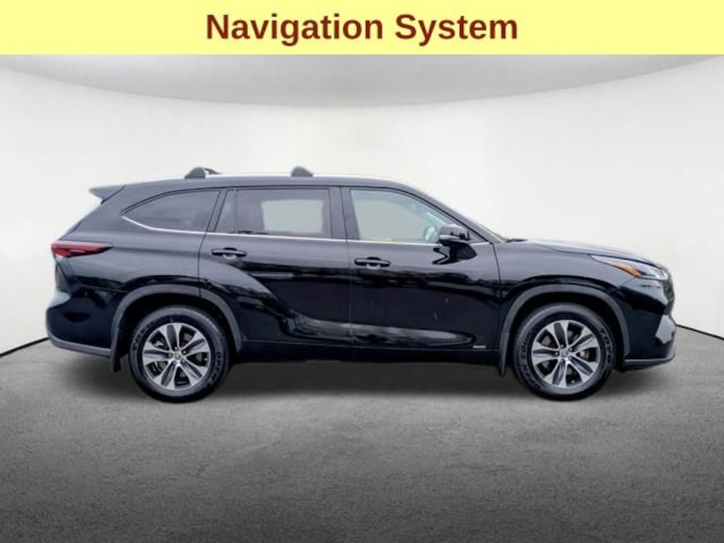 Certified 2024 Toyota Highlander Hybrid XLE SUV