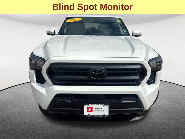 2025 Toyota Tacoma SR5 photo 3