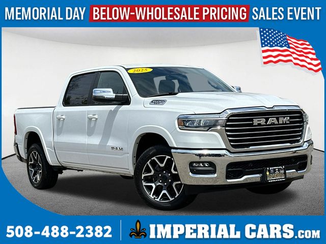 2025 RAM 1500 Laramie 4x4 Crew Cab 5'7's photo