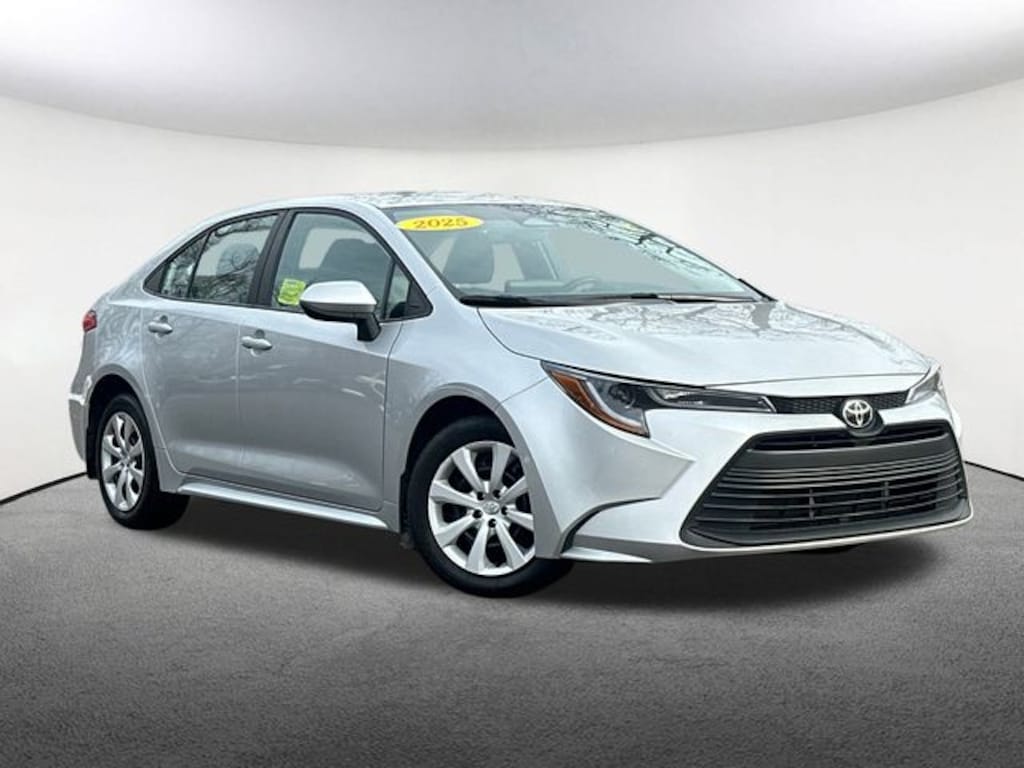 Certified 2025 Toyota Corolla LE Sedan