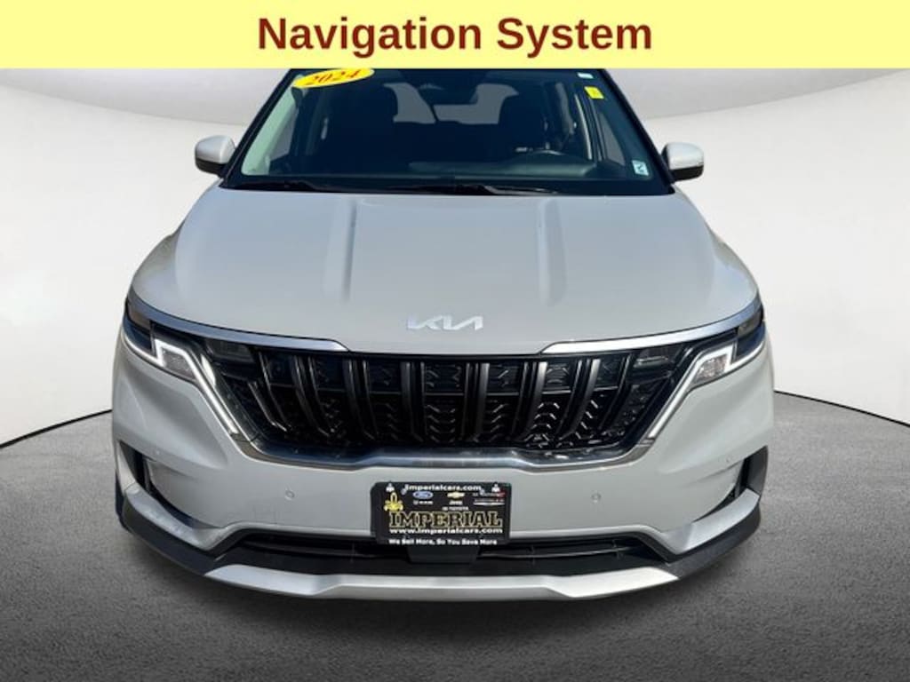 Used 2024 Kia Carnival EX Minivan/Van