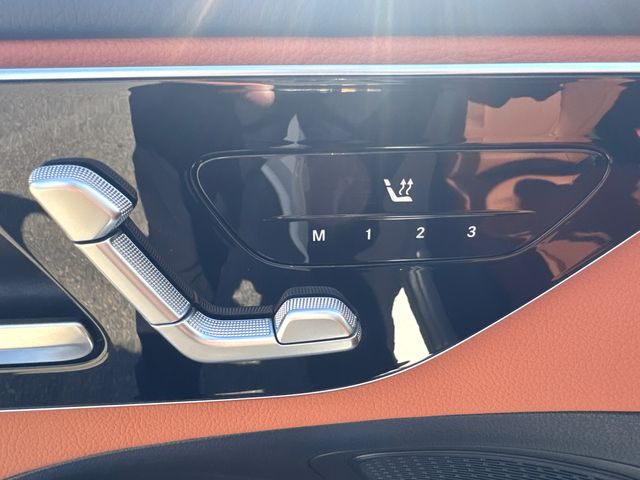 2025 Mercedes-Benz C-Class Sedan C 300 - Photo 26