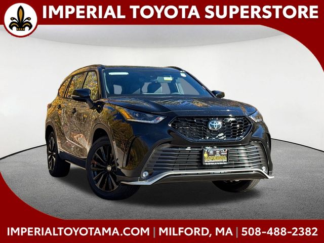 2026 Toyota Highlander SUV  2026 Toyota Highlander SUV