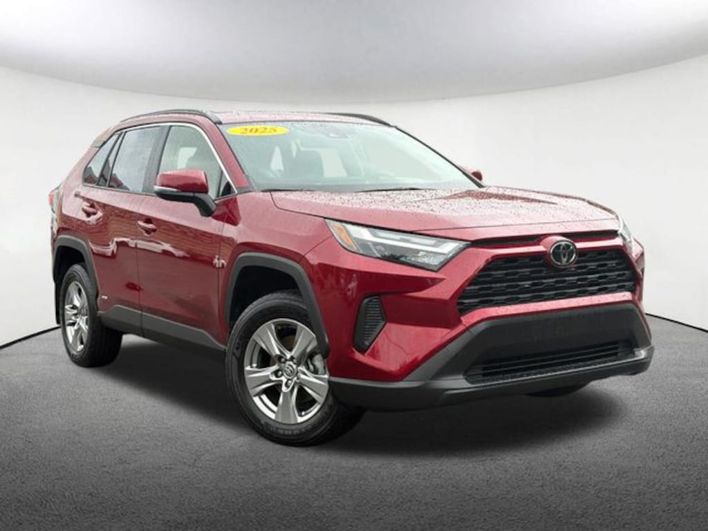 Used 2025 Toyota RAV4 Hybrid LE SUV