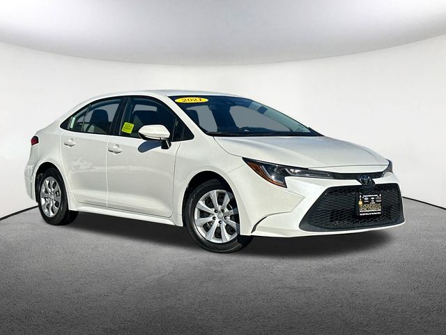 Used 2021 Toyota Corolla LE with VIN 5YFEPMAE0MP202481 for sale in Milford, MA