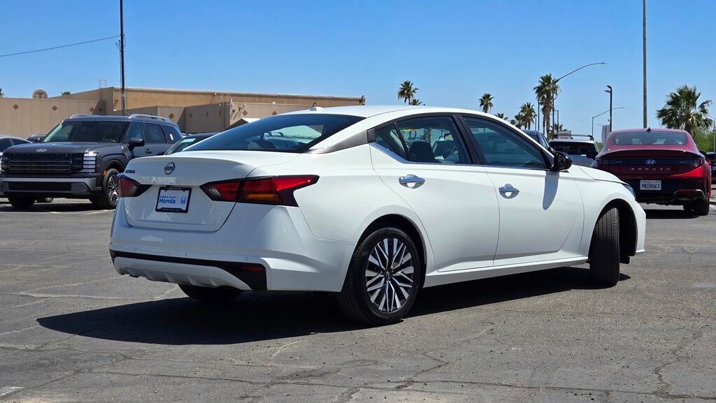 Used 2025 Nissan Altima 2.5 SV Sedan