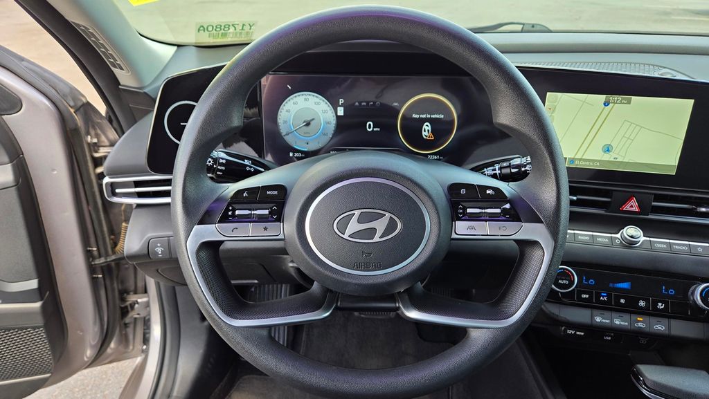 2024 Hyundai Elantra SEL - Photo 26