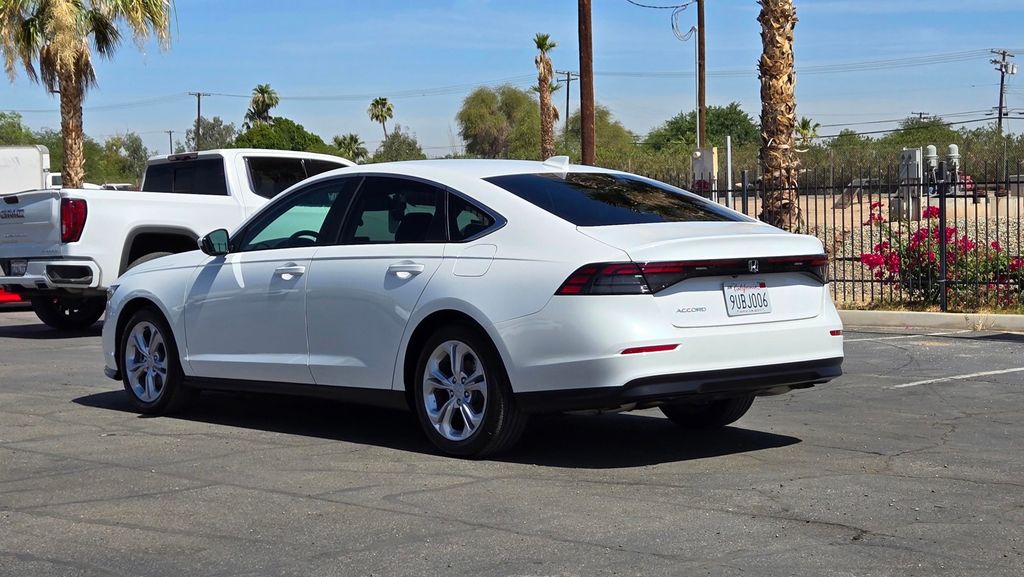 2025 Honda Accord LX - Photo 6