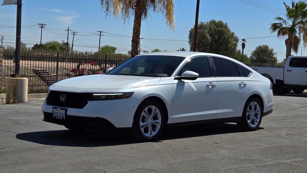 2025 Honda Accord LX - Photo 8