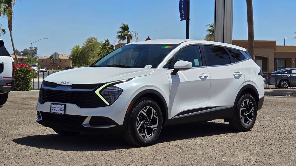 2024 Kia Sportage LX - Photo 8