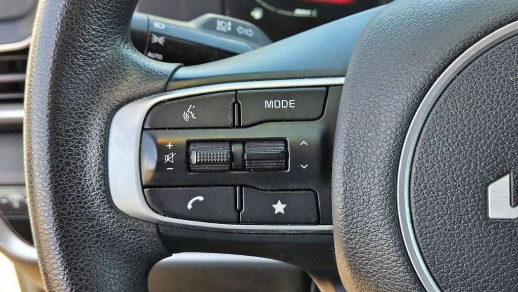 2024 Kia Sportage LX - Photo 18