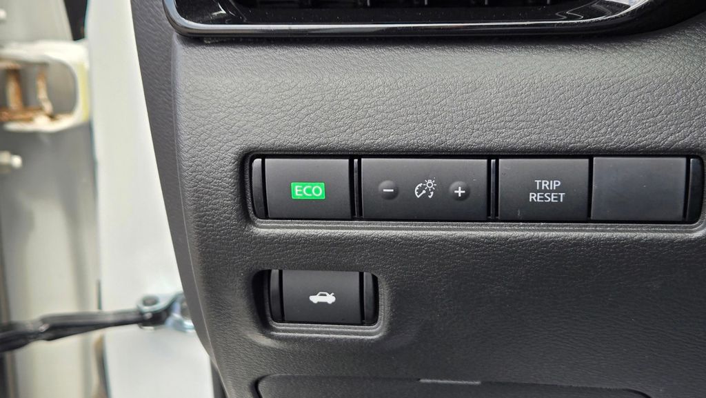 2023 Nissan Sentra SR - Photo 17