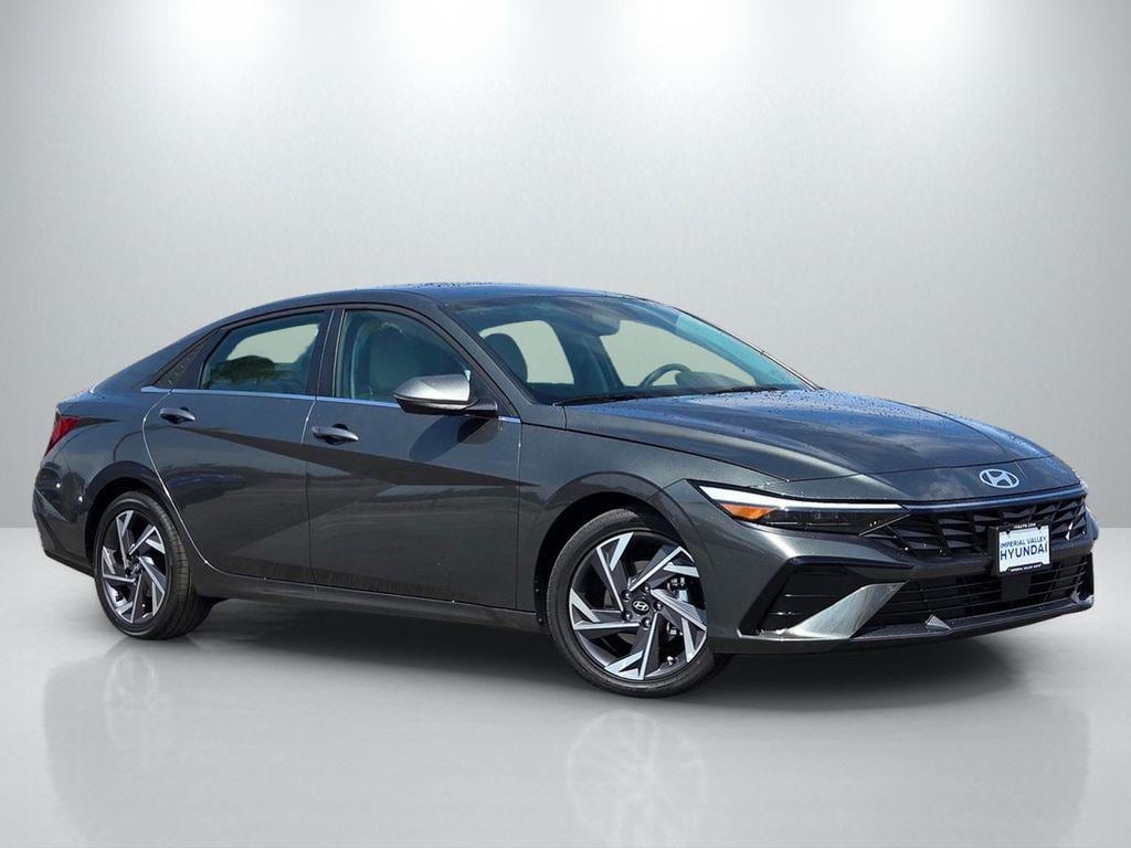 New 2026 Hyundai Elantra Limited Sedan