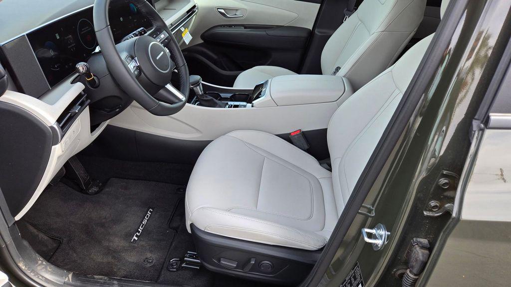 2026 Hyundai Tucson SEL Premium - Photo 11