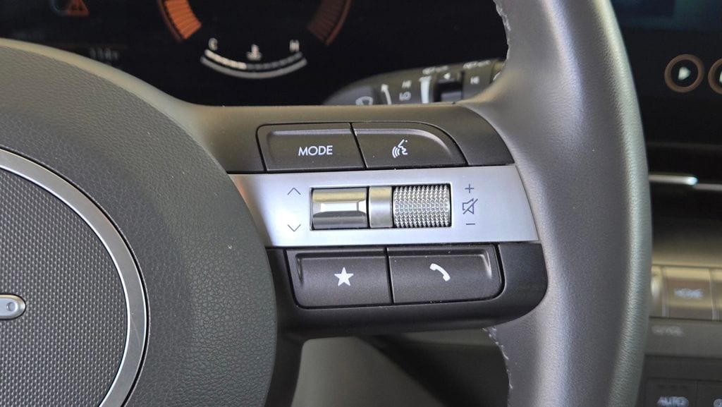 2024 Hyundai Kona SEL - Photo 19