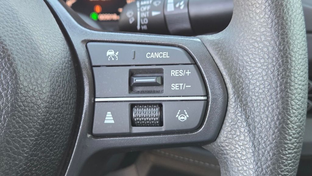 2025 Honda Accord LX - Photo 18