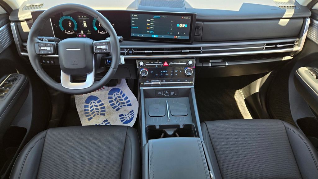 2025 Hyundai Santa Fe SEL - Photo 12